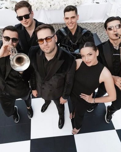 Најшколованији бенд поново у центру пажње: Након сарадње са Бреном и Чолом, уследио преокрет (ФОТО)