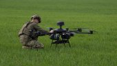 STAROBELJSK PONOVO META? Ukrajinski dronovi nadletali dok su izvlačena tela iz ruševina