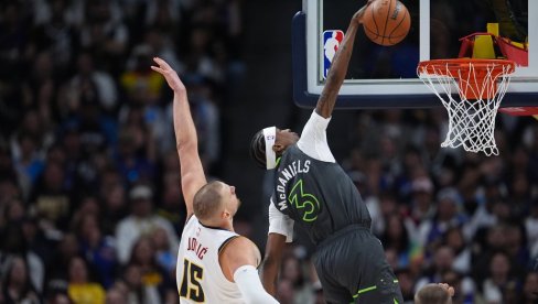 Maestralni Nikola Jokić zadivio svet: Denver pobedio Minesotu na startu plej-ofa, Srbin blistao