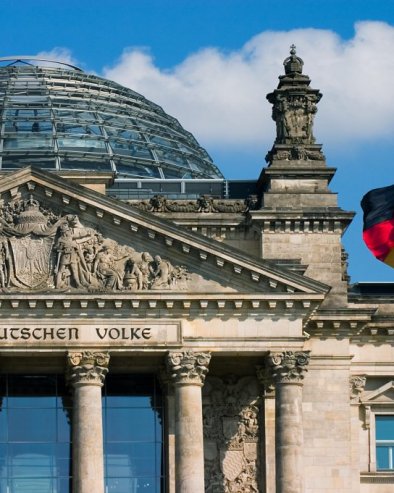 Propao trik sa lažnim pasošima: Nemačka razbila mrežu ilegalnih migranata