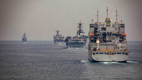 Hitno se oglasila Amerika: Evo šta kažu o pogođenom brodu u Ormuzu