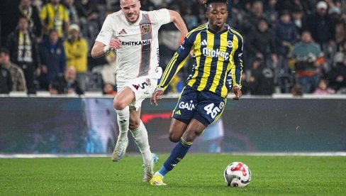 Од зла напада и још горе одбране: Не зна се која линија тима је лошија код гостију