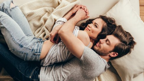 MNOGI SU U ZABLUDI: Da li je zdravo da imate intimne odnose baš svaki dan?