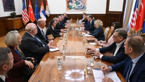 Вучић са Behtel–Enka о напретку на Моравском коридору: Поштовати рокове за Чачак-Краљево