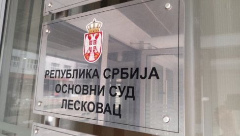SPREČAVAO POLICAJCA DA OBEZBEĐUJE „ROŠTILJIJADU“: Osumnjičenom Osnovni sud u Leskovcu odredio pritvor