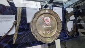 Kašika izlizana od gladi, ustaška kapa i uniforma: Izložba Jasenovac kao trajna opomena otvorena u Biblioteci grada Beograda (FOTO)