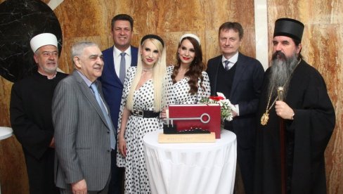 Поводом Дана града Шапца: Уручене априлске награде почасним грађанима