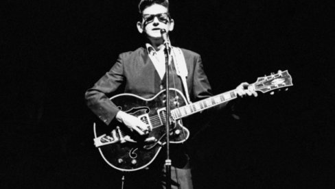 Ženu mu ubio kamion na njegove oči, sinovi umrli u plamenu: Životna priča čoveka koji je napisao jednu od najlepših pesama je bio pakao