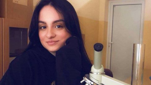 Sjajni uspesi paraćinskih gimnazijalaca:  Iva i Teodora plasirale se na državno takmičenje (FOTO)