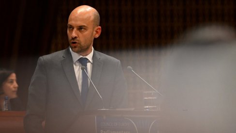 Šef diplomatije Baro osudio ratni zločin u Libanu: Francuska odala počast svojim stradalim vojnicima