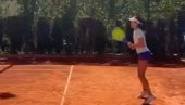 Navijači su oduševljeni: Ana Ivanović opet igra tenis! (VIDEO)