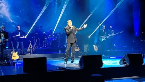 HARI MATA HARI DOLAZI NA JUG SRBIJE: Nastavlja turneju posle spektakularnih koncerata u Beogradu (FOTO)