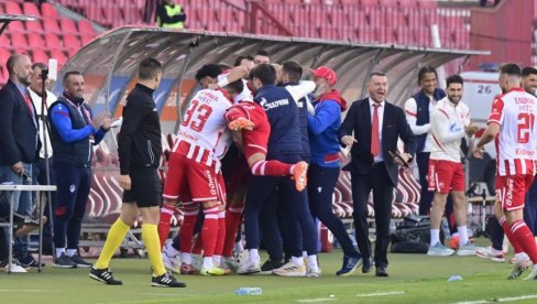 Dejan Stanković blistao od sreće: Ovako je Zvezda dala gol Partizanu za vođstvo od 1:0 u 179. večitom derbiju (VIDEO)