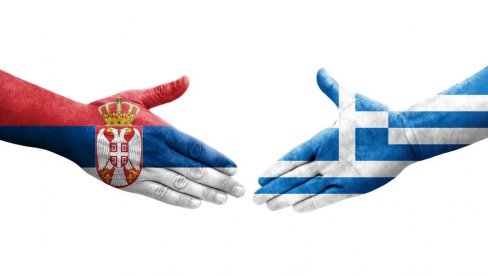 Dosad nezabeleženo! Grci masovno počeli da pišu na srpskom jeziku!