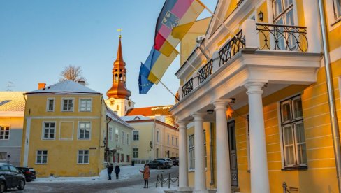 ДОБРОДОШЛИ У СРЕДЊИ ВЕК: Од Немаца се тражи да одустану од купања и прања аутомобила.