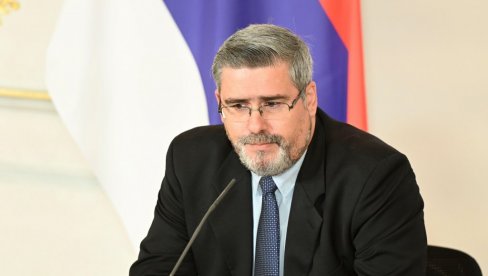 MINISTAR STAROVIĆ: Vučića za pretnje rušenjem optužuju oni koji sve vreme ruše, pale, blokiraju i zaustavljaju Srbiju