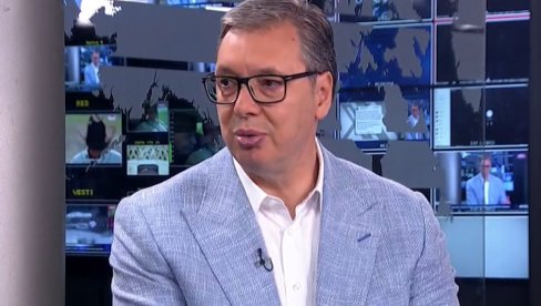 Вучић о нападима на породицу: Много је тешко све то издржати