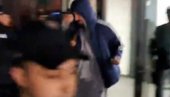 Pojavio se snimak: Kalinića sačekali navijači ispred dvorane u Čajetini (Video)