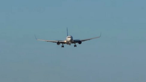 BOING 767 IZLETEO SA PISTE, PA NASTAO HAOS: Užas u Majamiju, izbio veliki požar, dim progutao grad