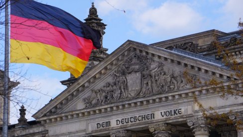 BERLIN NE MOŽE TEK TAKO DA ZATVORI RUSKI DOM: Nemački političari priznali pravni problem
