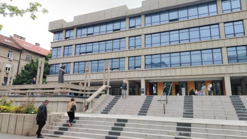 SPREMAN SAM DA TE ROBIJAM 20 GODINA: Počelo suđenje za gaženje čoveka u selu Senaja nakon svađe na tik-toku