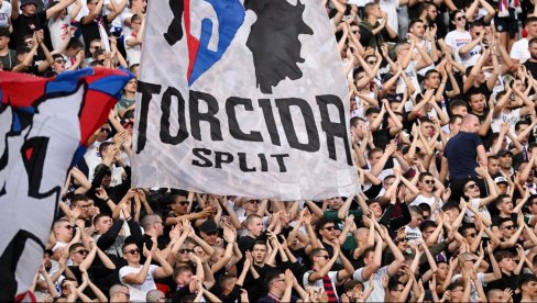 Torcida Split ponižena u Portugalu: Huligani dobili batine, pa ostali bez pasoša i dokumenata (FOTO)