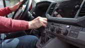 ВОЖЊА УНАЗАД? Ево када вам прети казна од 20.000 динара