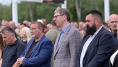 PREDSEDNIK U ŠIDU: Ponosan sam na činjenicu što sa prvi predsednik koji je posetio Batrovce (FOTO/VIDEO)