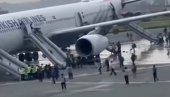 ДРАМА НА АЕРОДРОМУ: Запалио се авион, путници евакуисани (ВИДЕО)