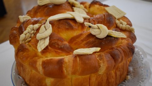 PROSLAVLJEN TOMINDAN U SELU KONATICE: Osvećeni slavski darovi i služena liturgija