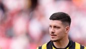 POTRES! AEK prodaje Luku Jovića!?