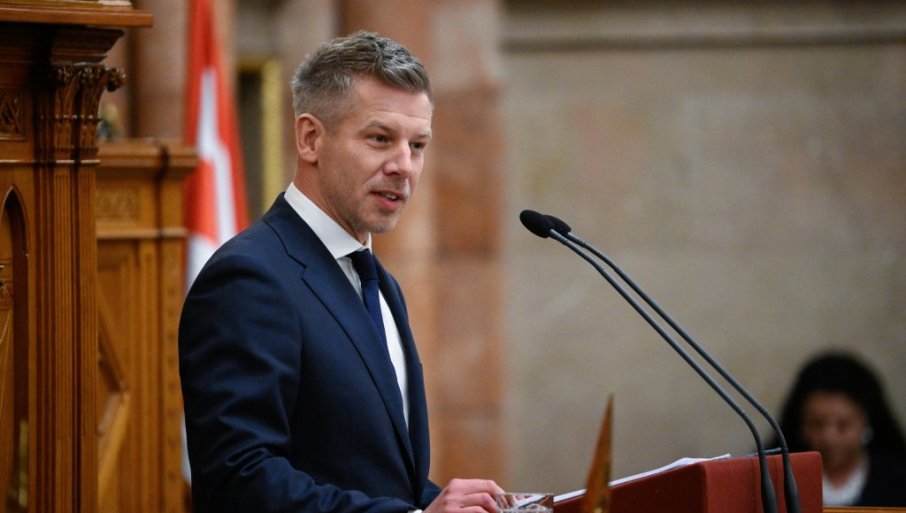 ДОК ШУРАКА ПОСТАВЉА ЗА МИНИСТРА, КУКА О НЕПОТИЗМУ И НАВОДНОЈ КОРУПЦИЈИ: Нова мелодрама Петера Мађара, ево шта тражи