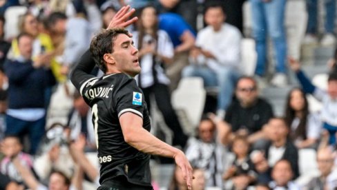 ŠOK ZA ŠOKOM! Dušan Vlahović iznenada "skreće" u tabor skroz drugog svetskog giganta?!