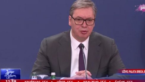 VUČIĆ SE OBRAĆA NACIJI: Narodu dosta onih koji mu na svakom mestu govore znaš li ti ko sam ja