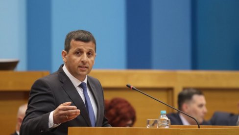 ZABORAVITE MOJ BROJ: Deklasirani Vukanović ljut na narod što nije glasao za njega