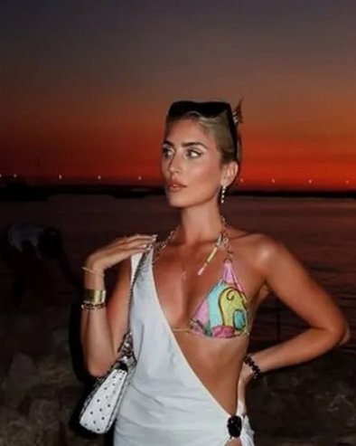 TATA JE BIO LJUT KAO PAS, BILI SU PROTIV: Pevačica nasledila biznis u Hrvatskoj, pa odlučila da dođe u Beograd (FOTO)