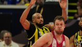 VEZENKOV TRAGIČAR! Olimpijakos izgubio dobijen meč protiv Fenerbahčea
