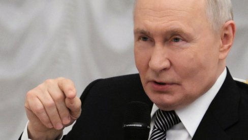 ПОКЛОНИО МУ БУКЕТ БЕЛИК РУЖА: Ево коме је Путин честитао рођендан