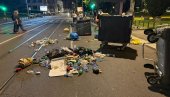 OSTAVŠTINA BLOKADERSKIH NASILNIKA I DIVLJAKA: Smeće svuda po Beogradu, haos njihovih umova se izlio po prestonici (FOTO)
