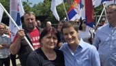 SRBIJA POBEĐUJE! Brnabić provela dan sa sugrađanima u Aleksincu: Mnogo sam čula, mnogo naučila (FOTO)