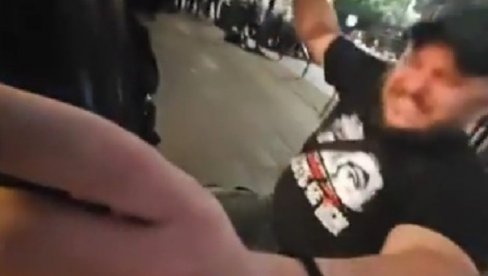 BLOKADERI RAZVALILI ŽUNIĆA CIGLOM: Kako ste glupi bre ko k...., ne znate ni da gađate, mene gađate, koji vam je k***c bre?!
