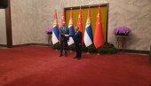DOBRO DOŠLI, DRAGI PRIJATELJU: Vučić sa premijerom Kine