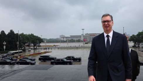 MOĆNO! Evo koji automobil je Si obezbedio za Vučića - velika čast za šefa naše države