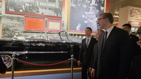 TREĆI DAN ISTORIJSKE POSETE VUČIĆA KINI: Si u muzeju čuva sporazume potpisane sa Srbijom