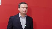 HAOS U SKUPŠTINI LAŽNE DRŽAVE: Kurtija zasuli jajima!