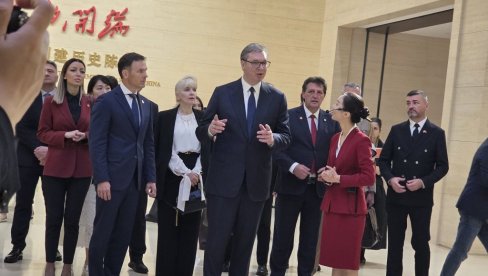 "ШАНГАЈ ЈЕ ЈЕДАН ОД НАЈЛЕПШИХ ГРАДОВА НА СВЕТУ": Вучић одушевљен историјом и развојем Кине (ВИДЕО)