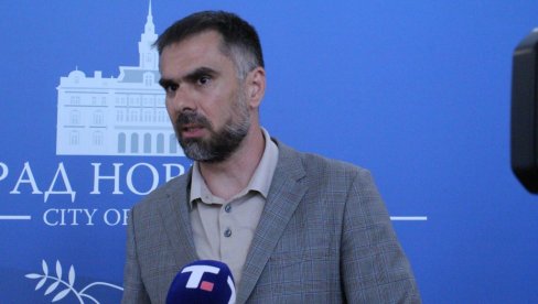 ŽARKO MIĆIN OBRADOVAO UČENIKE JOVINE GIMNAZIJE: Kao što sam i najavio, vraćaju se u svoju školu i pre 15. oktobra