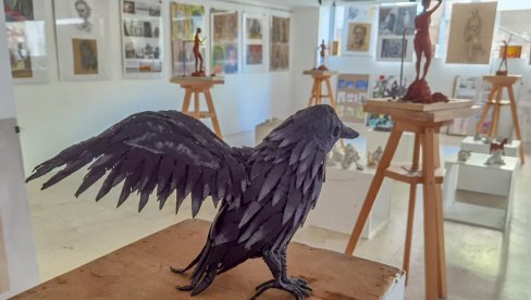 GALERIJA USPEHA DIZAJN IGRALIŠTA: Radovi učenika Tehničke škole Drvo art pred Beograđanima
