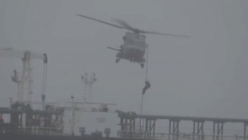 POGLEDAJTE AKCIJU FRANCUSKIH SPECIJALACA: Ovako su zaplenili ruski tanker u Atlantskom okeanu (VIDEO)