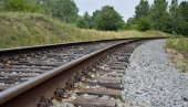 POVREĐENA 44 PUTNIKA, DEVOJKA U TEŠKOM STANJU: Teška železnička nesreća u Francuskoj, voz izleteo iz koloseka, šina prevrnula vagon